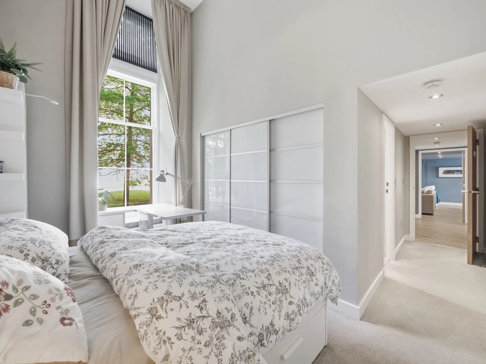 26/2 Simpson Loan, Quartermile, Edinburgh, EH3 - image 12