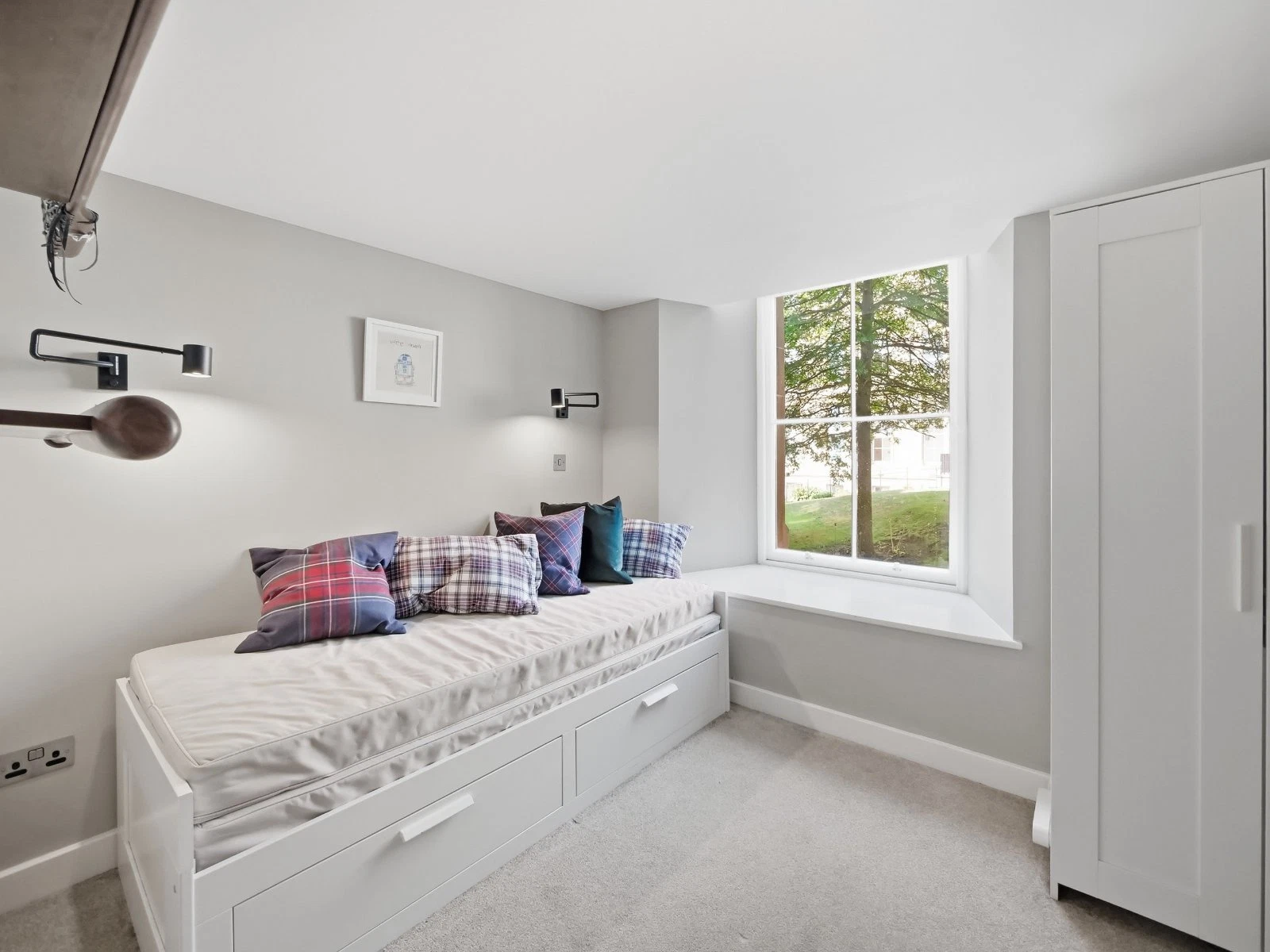 26/2 Simpson Loan, Quartermile, Edinburgh, EH3 - image 15