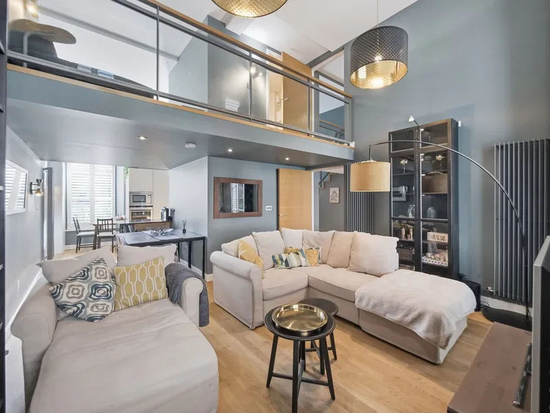 26/2 Simpson Loan, Quartermile, Edinburgh, EH3