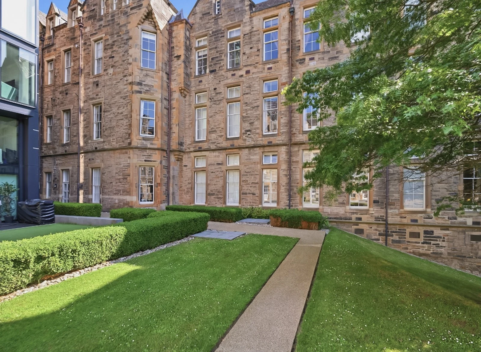 26/2 Simpson Loan, Quartermile, Edinburgh, EH3 - image 25