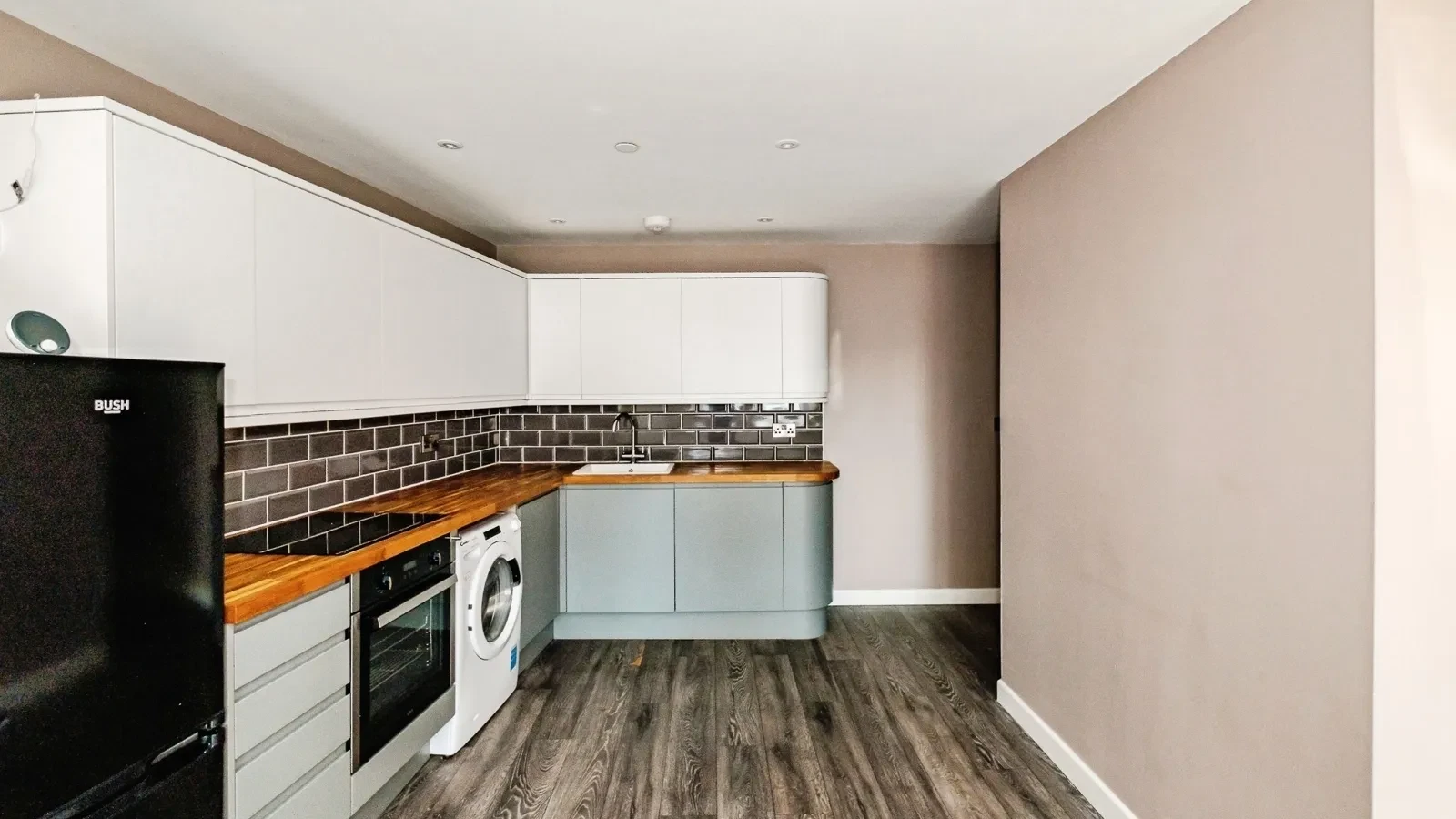 Brighton Road, Shoreham-by-Sea, West Sussex, BN43 - image 2