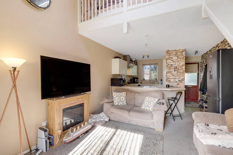 Herons Court, West Bridgford, NG2 - image 2