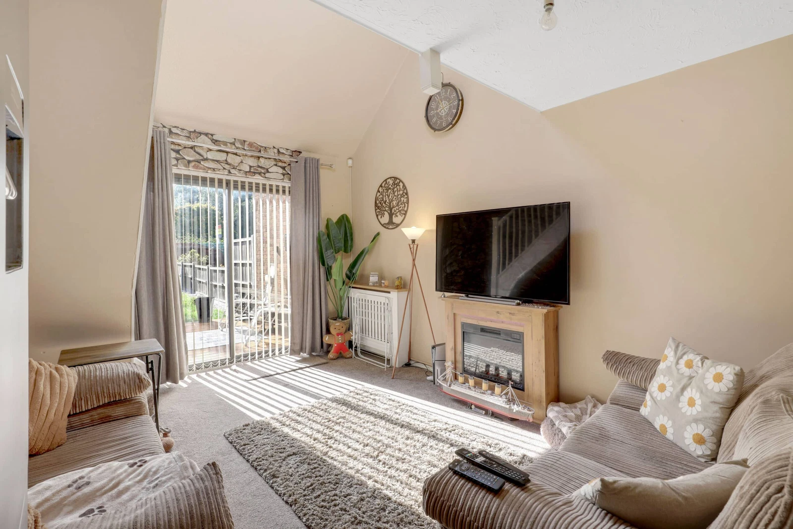 Herons Court, West Bridgford, NG2 - image 3