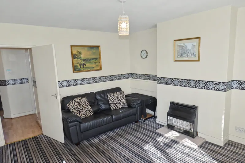 Newtown Road, Bedworth - image 3