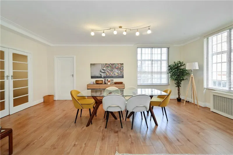 Fursecroft, George Street, Marylebone, London, W1H - image 2