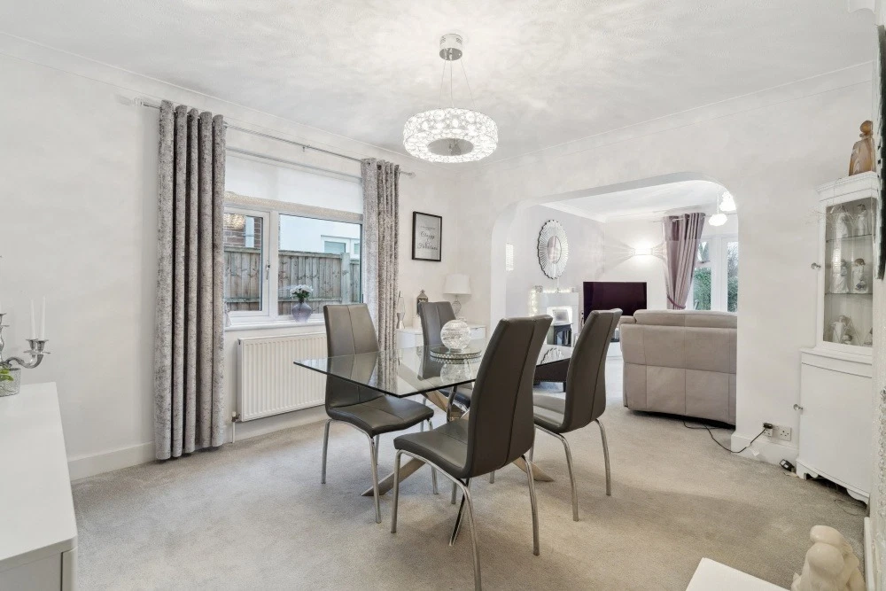 Pinkneys Road, Maidenhead - image 11