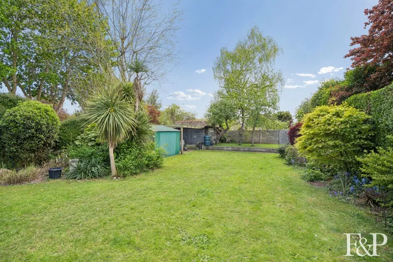 Pinkneys Road, Maidenhead - image 3