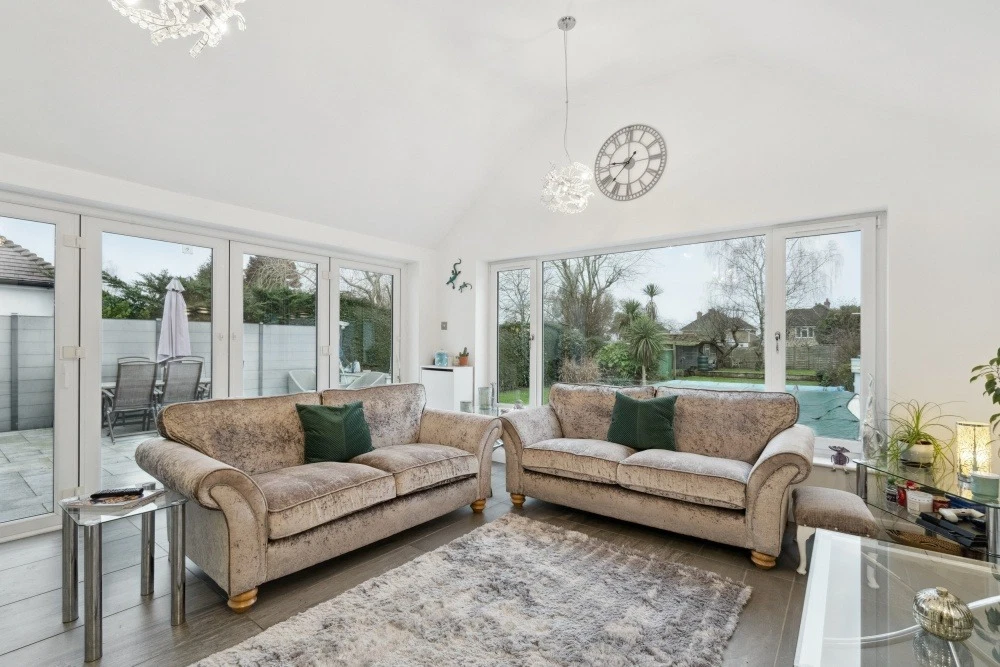 Pinkneys Road, Maidenhead - image 4
