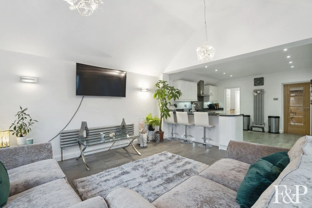 Pinkneys Road, Maidenhead - image 6