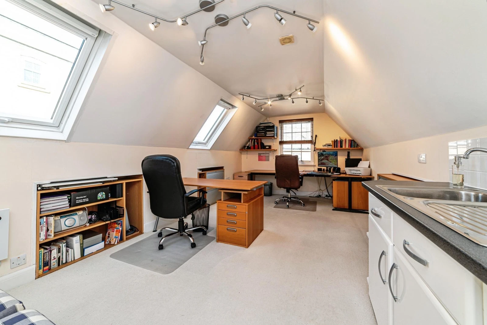 Hambledon Way, Sherfield on Loddon, Hook, RG27 - image 32