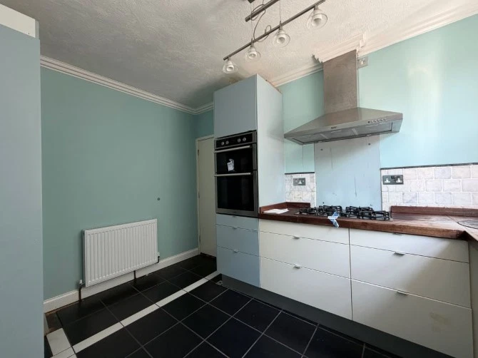 23A Norfolk Street, Southsea, Hampshire, PO5 4DR - image 5