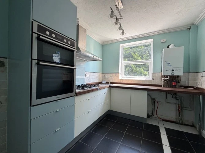 23A Norfolk Street, Southsea, Hampshire, PO5 4DR - image 6