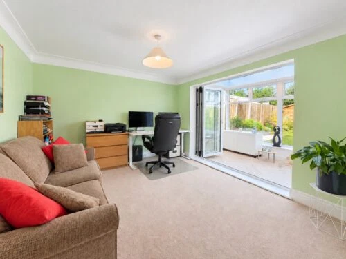 Acrefield Park, Liverpool, L25 - image 12