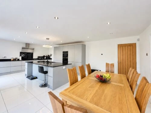 Acrefield Park, Liverpool, L25 - image 8