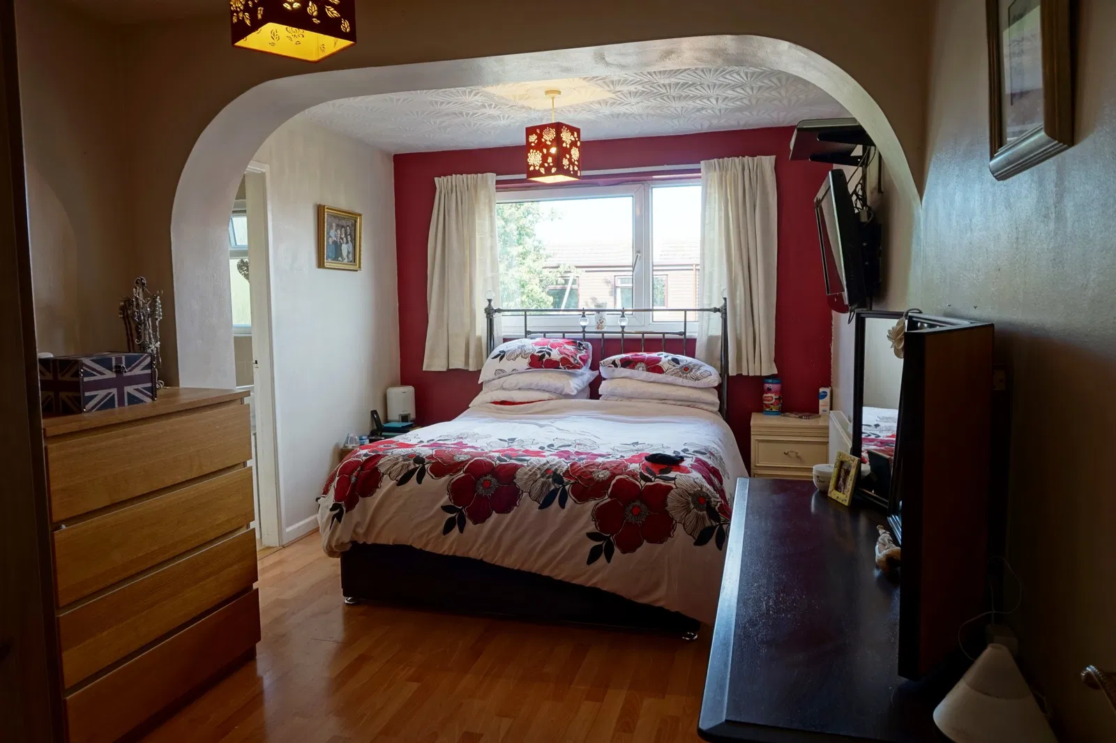 Merlin Crescent, Burton-on-trent, DE14 - image 2
