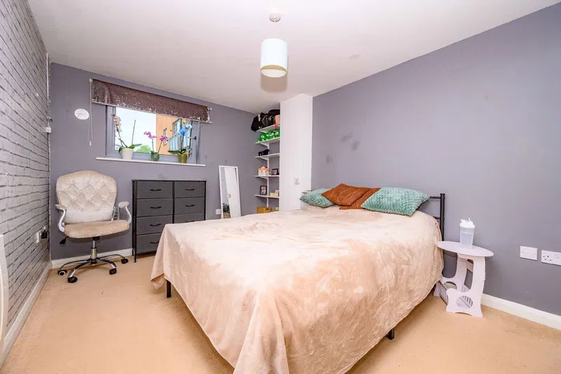 Charrington Place, St. Albans - image 3