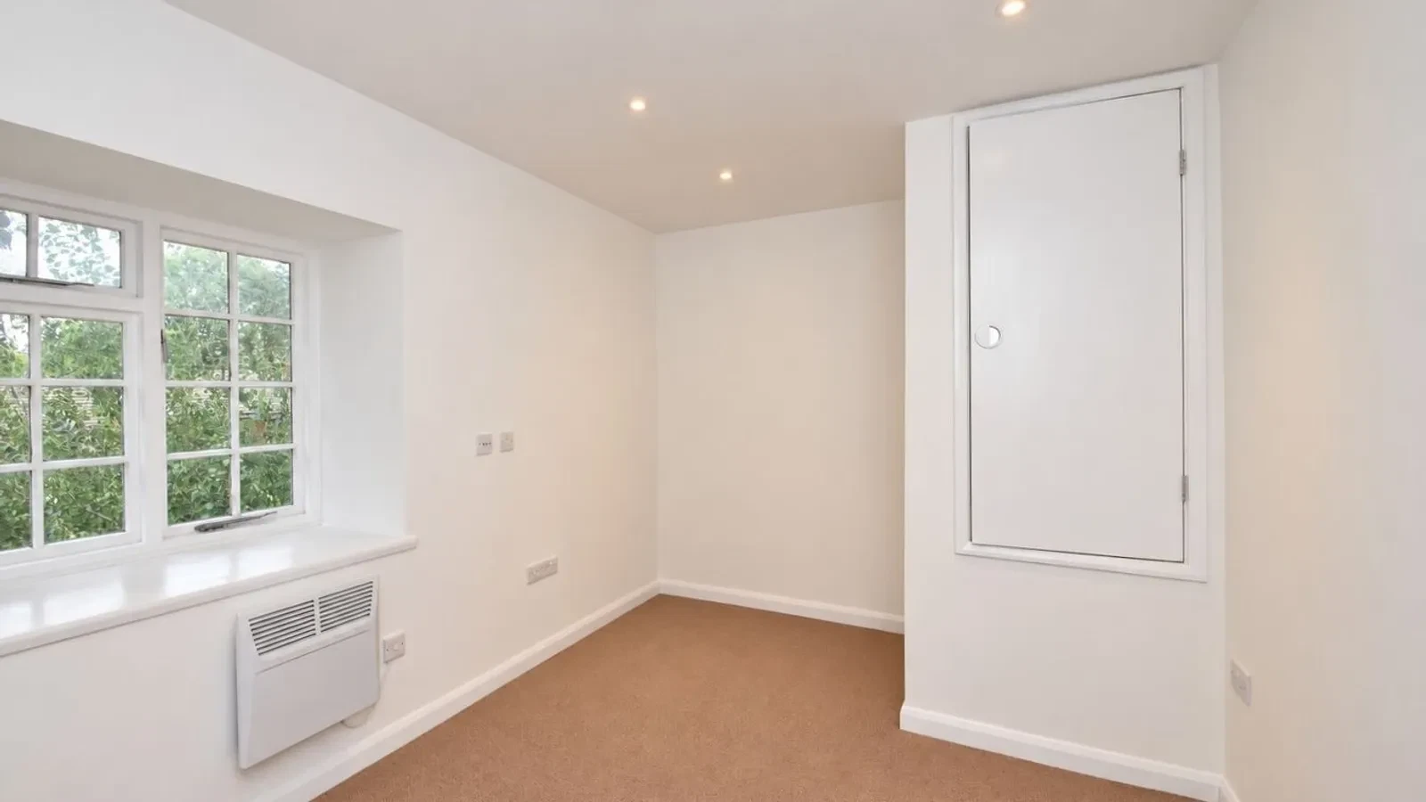 Finnart Close, Weybridge, KT13 - image 6