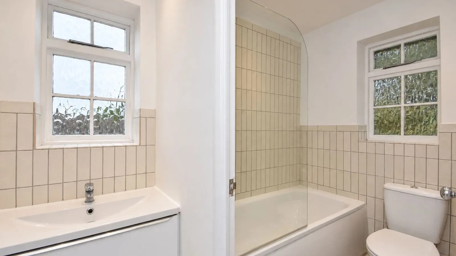 Finnart Close, Weybridge, KT13 - image 7