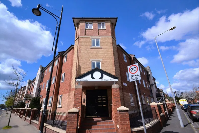 Stretford Road, Hulme, Manchester, M15 5TP