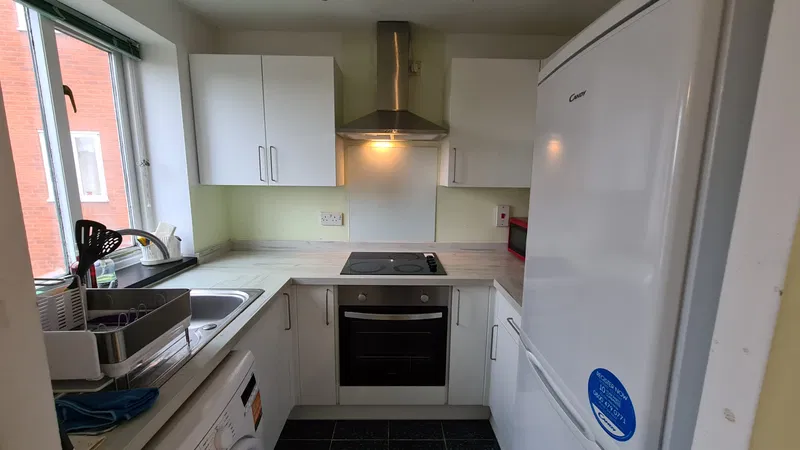 Stretford Road, Hulme, Manchester, M15 5TP - image 2
