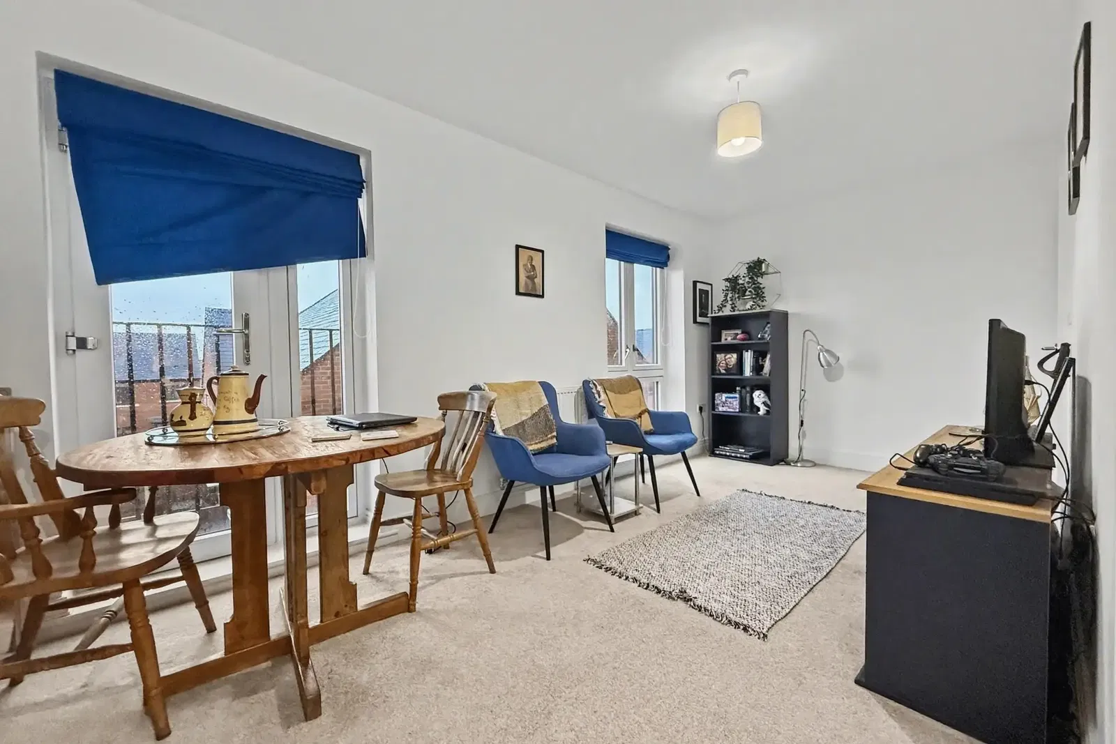 Clifton House, Myler Close, Winchester, Hampshire, SO22 6TH - image 3