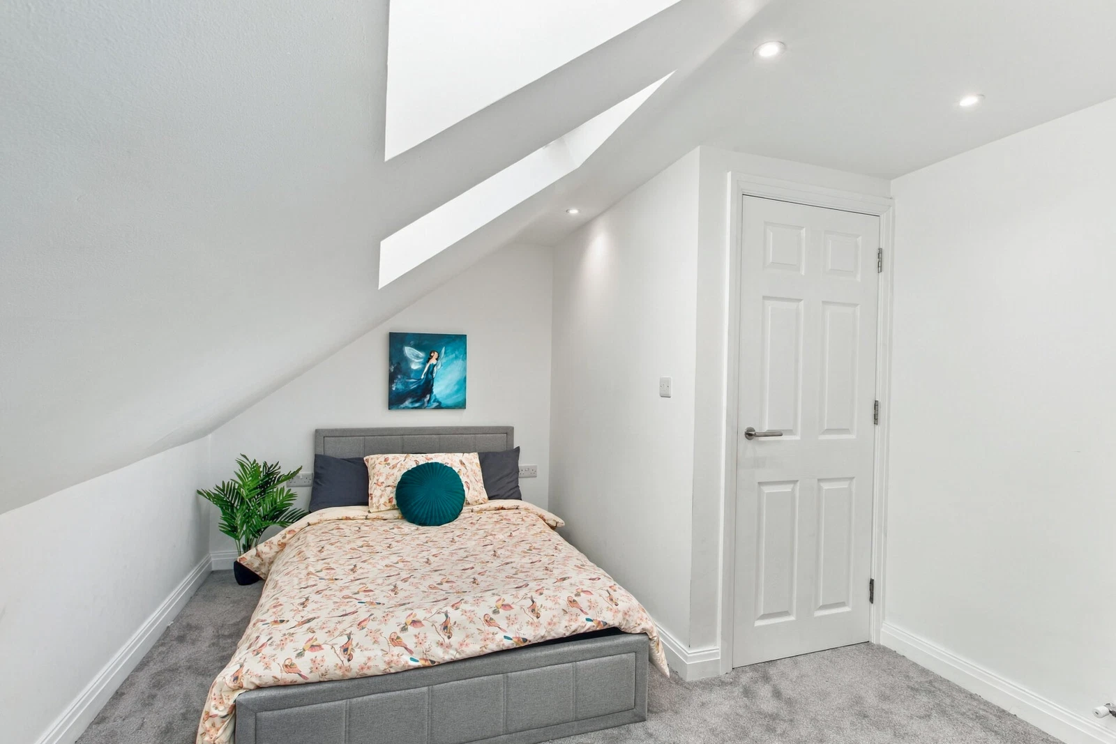 Woodbourne Avenue, Alwoodley, LS17 - image 17