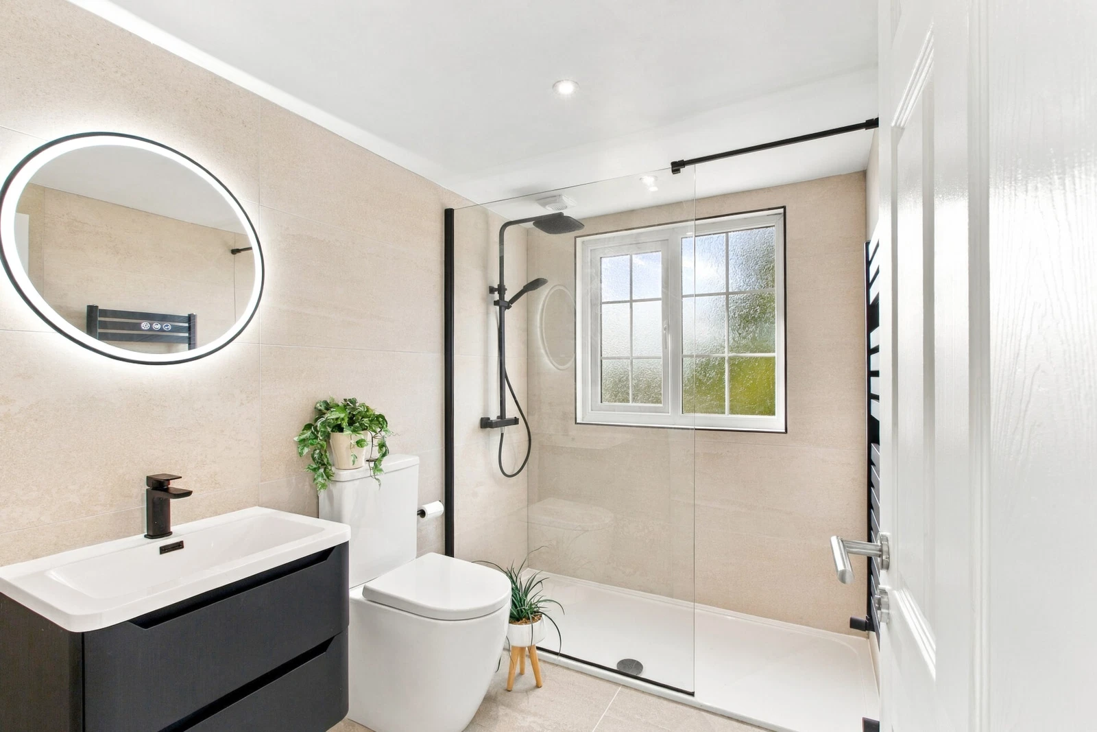 Woodbourne Avenue, Alwoodley, LS17 - image 19