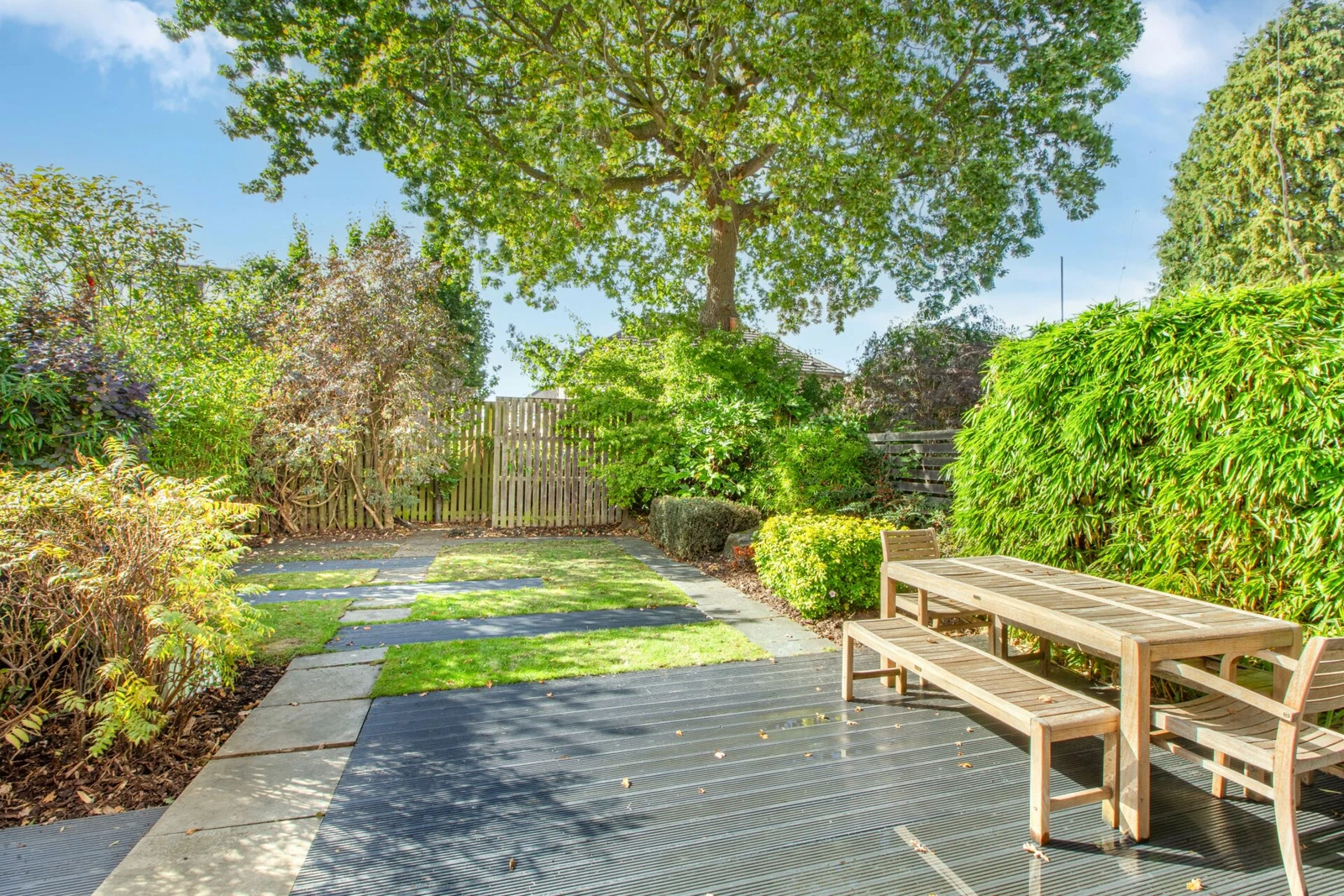 Woodbourne Avenue, Alwoodley, LS17 - image 21
