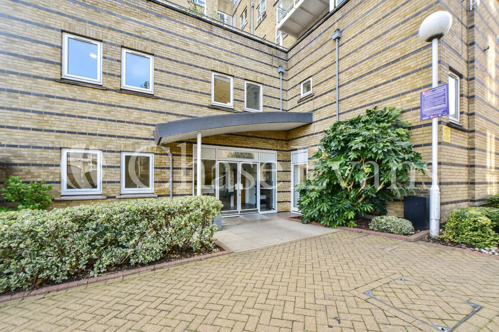 St Davids Square, Isle Of Dogs, London, E14 - image 15