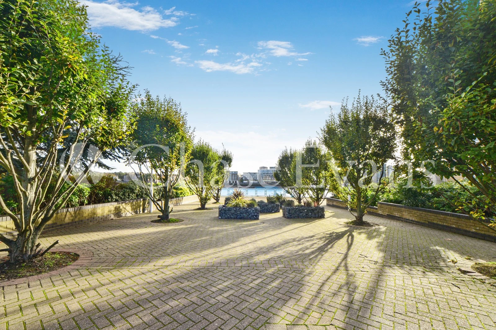 St Davids Square, Isle Of Dogs, London, E14 - image 16