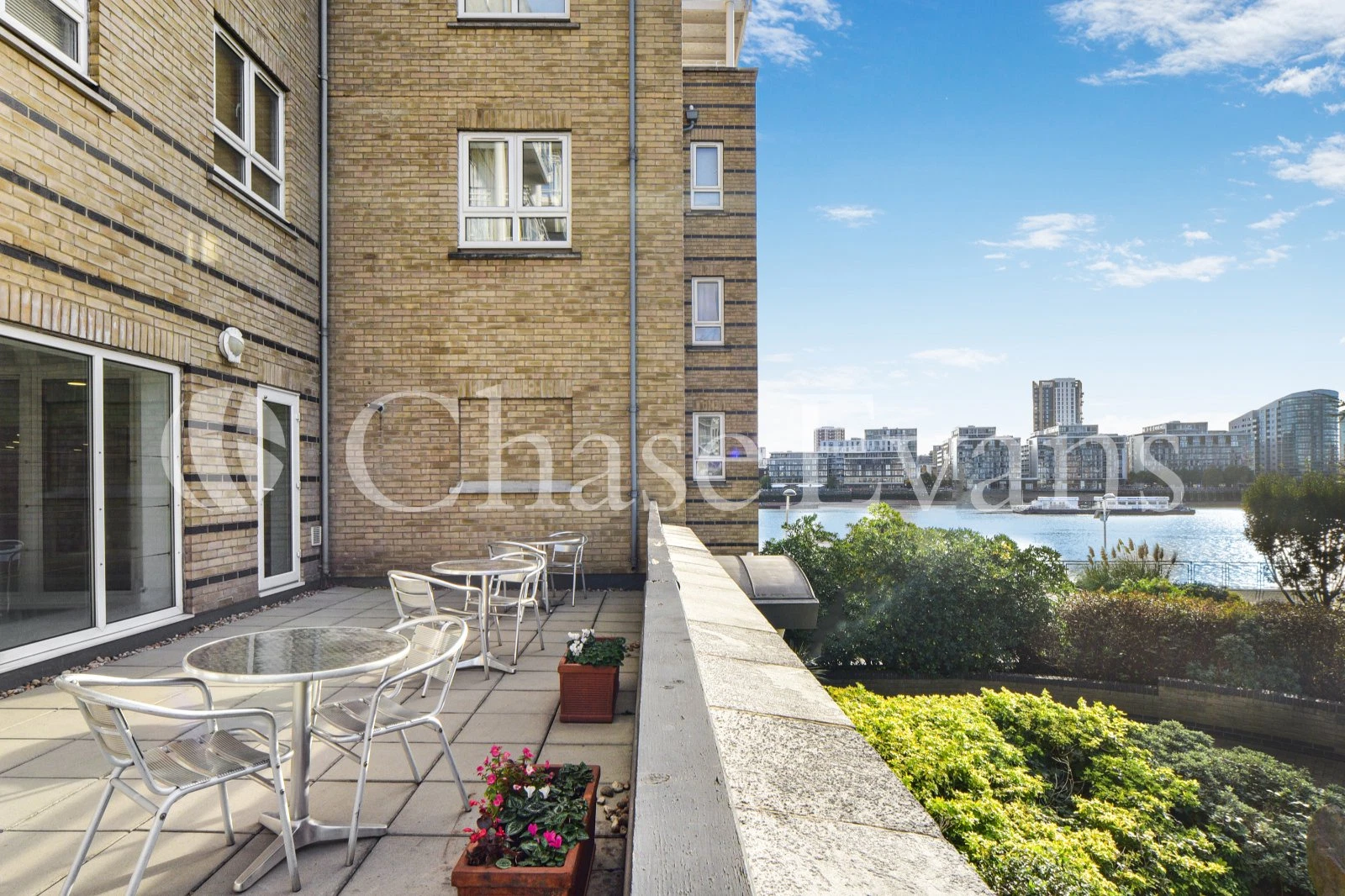 St Davids Square, Isle Of Dogs, London, E14 - image 19