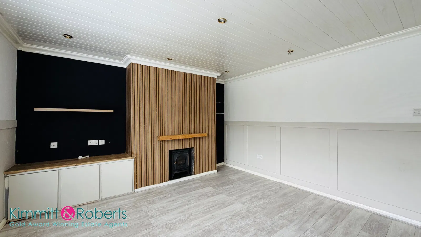 Ash Crescent, Seaham, Durham, SR7 7UG - image 2