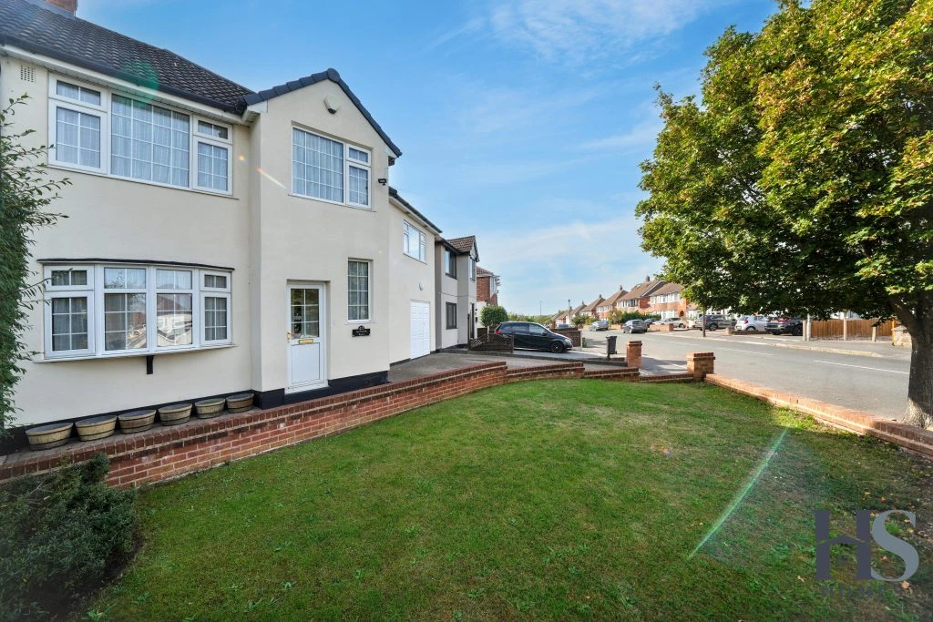 Rangoon Road, Solihull, B92 - image 1