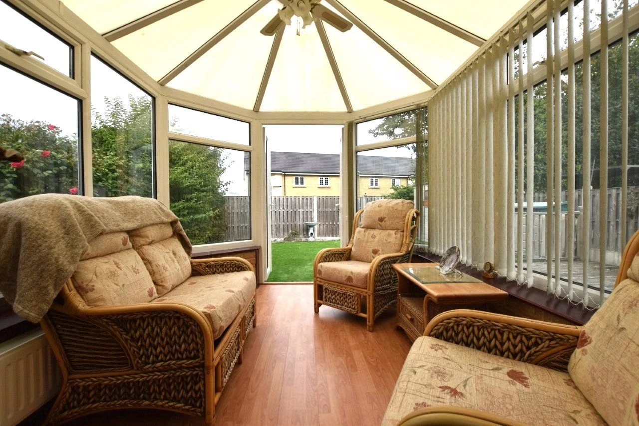 Cambridge Court, Morley, Leeds, LS27 8LH - image 6