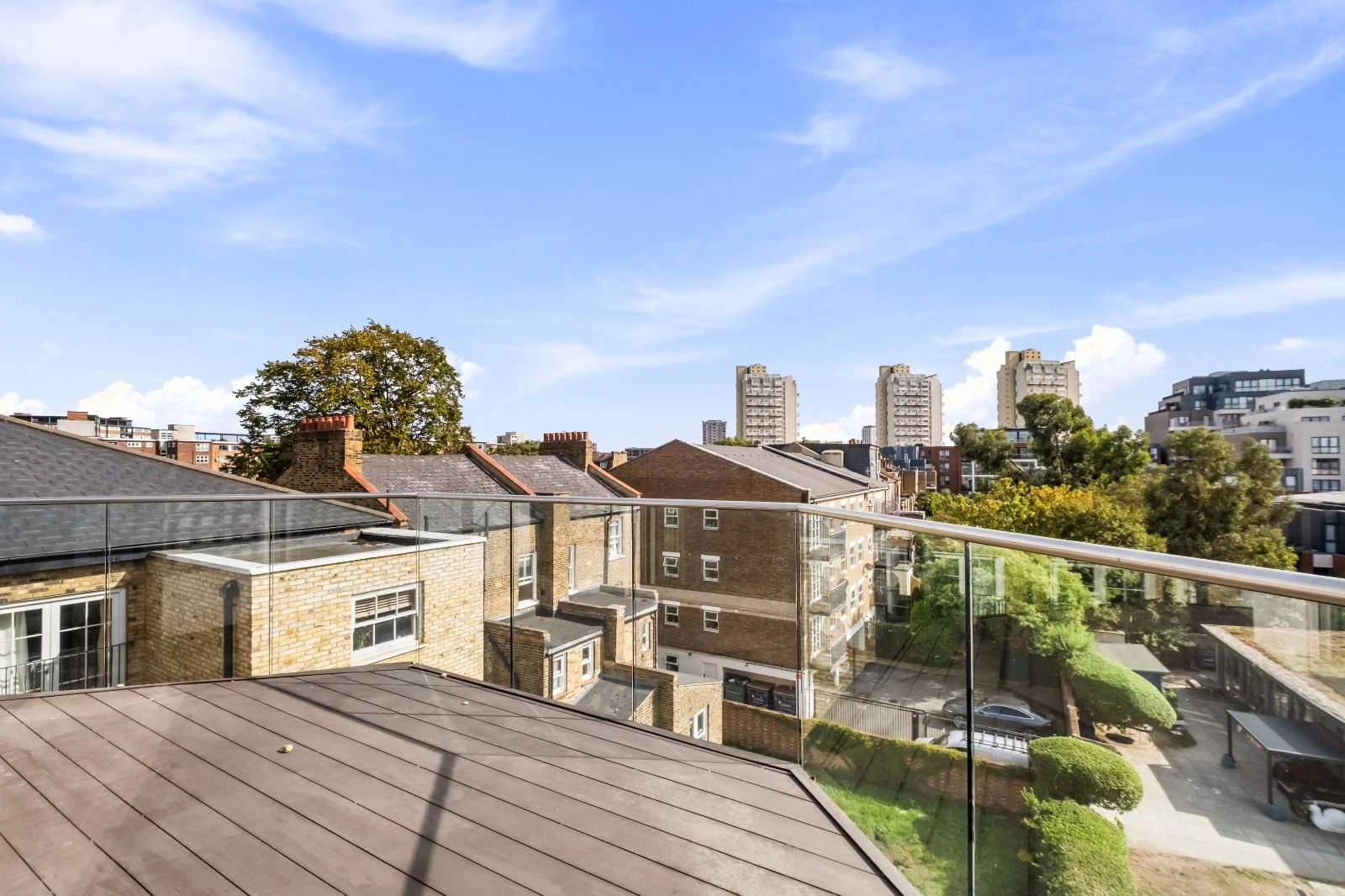 McCall Close London, SW4 6PU - image 16