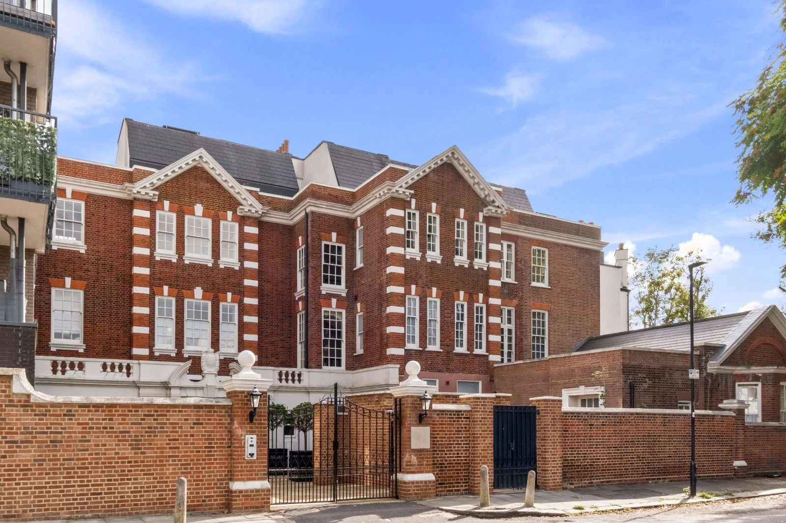 McCall Close London, SW4 6PU - image 19