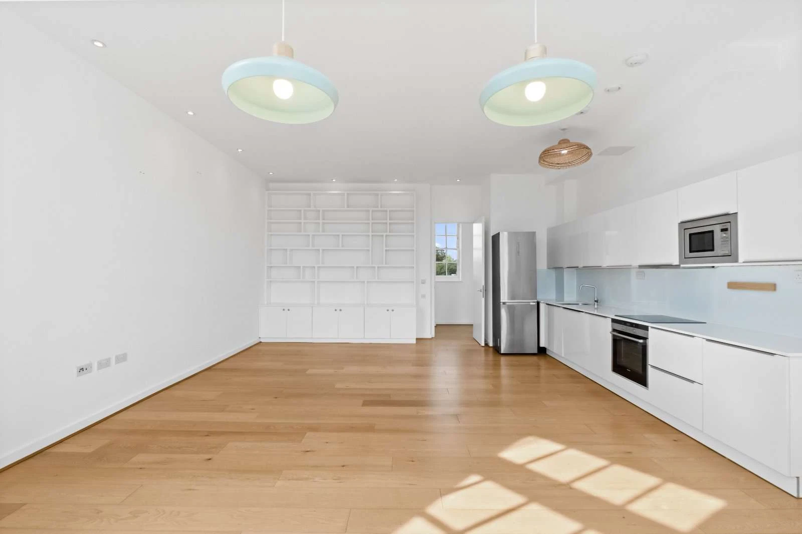 McCall Close London, SW4 6PU - image 6