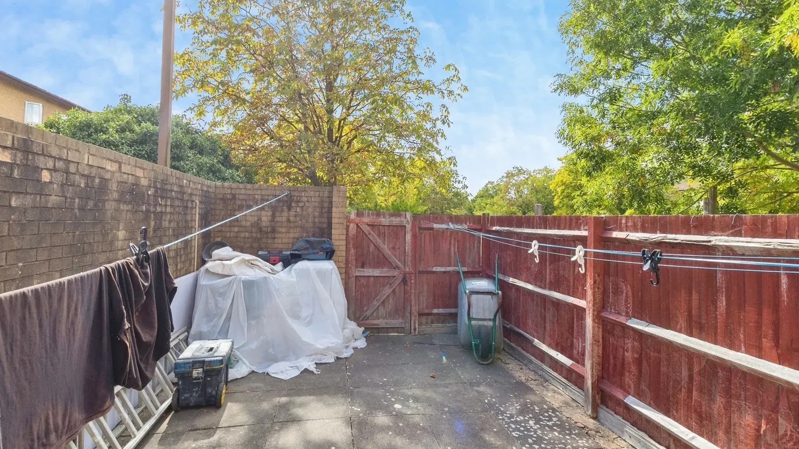 Mullion Place, Fishermead, Milton Keynes, Buckinghamshire, MK6 - image 3