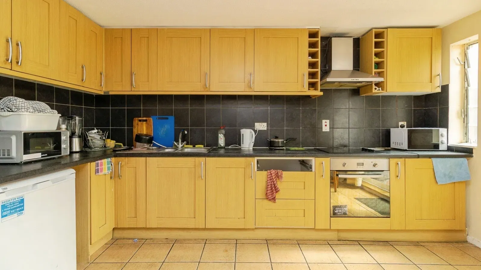 Mullion Place, Fishermead, Milton Keynes, Buckinghamshire, MK6 - image 5