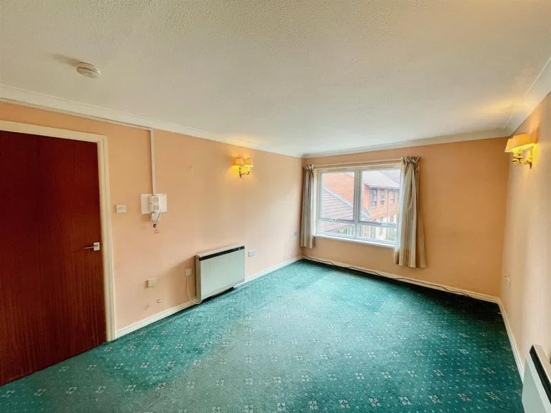 Eastfield Road, Peterborough - image 2
