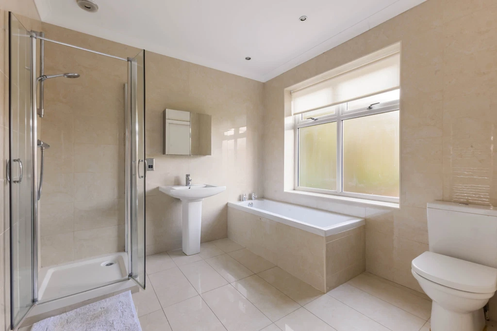 Fernville Road, Gosforth, Newcastle Upon Tyne - image 13