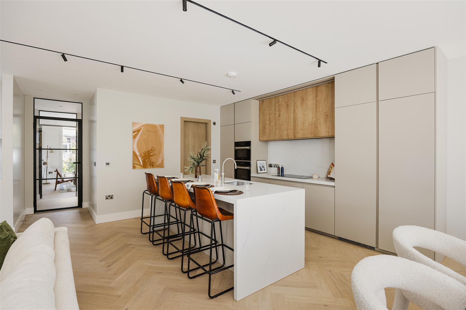 Fraser Road, Walthamstow, E17 - image 12