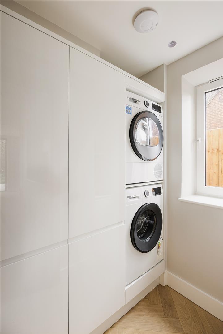Fraser Road, Walthamstow, E17 - image 15