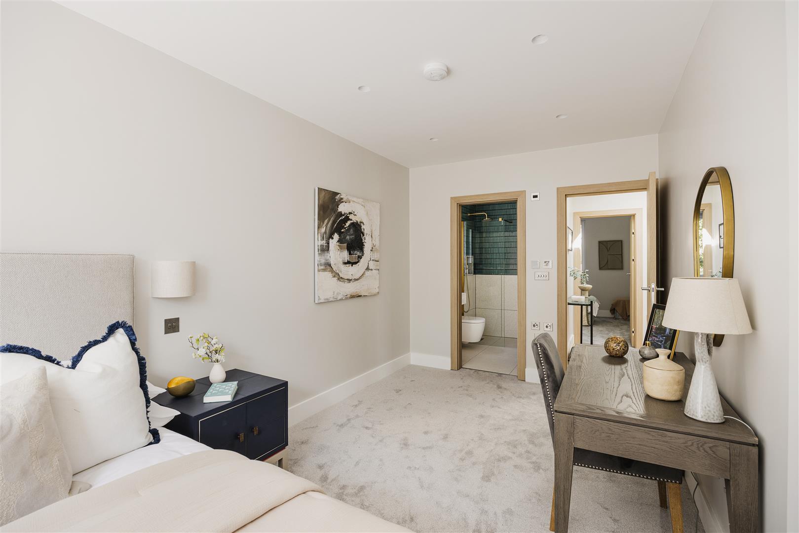Fraser Road, Walthamstow, E17 - image 24