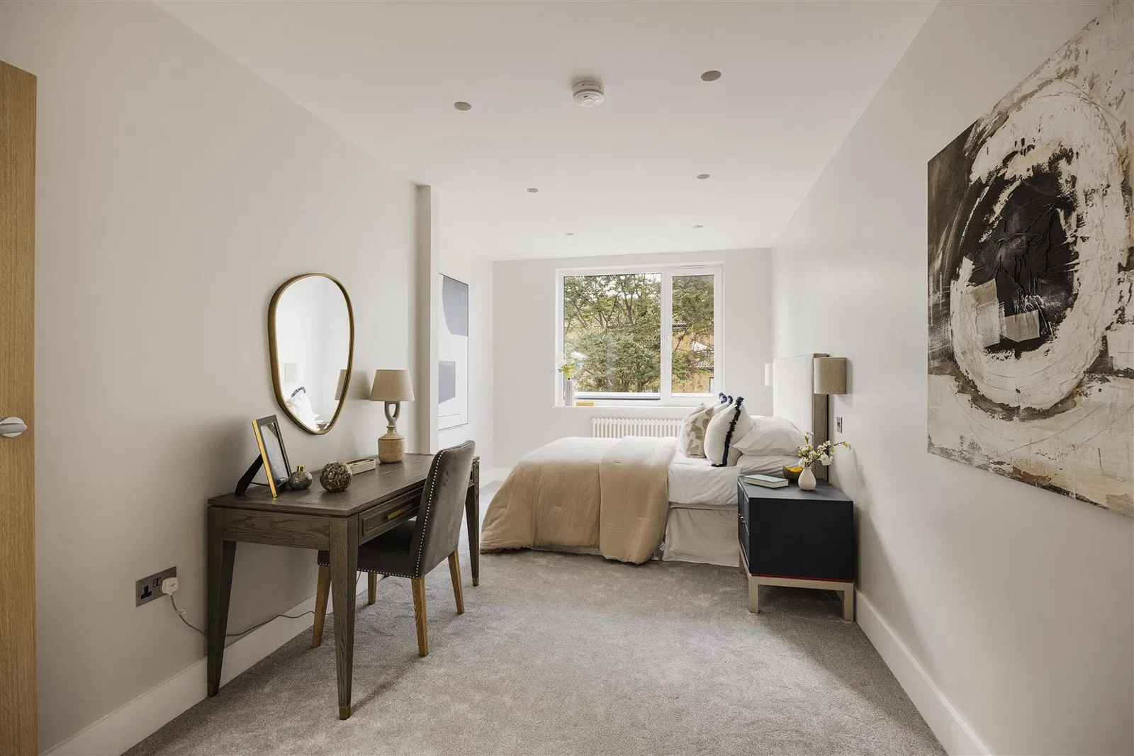 Fraser Road, Walthamstow, E17 - image 4