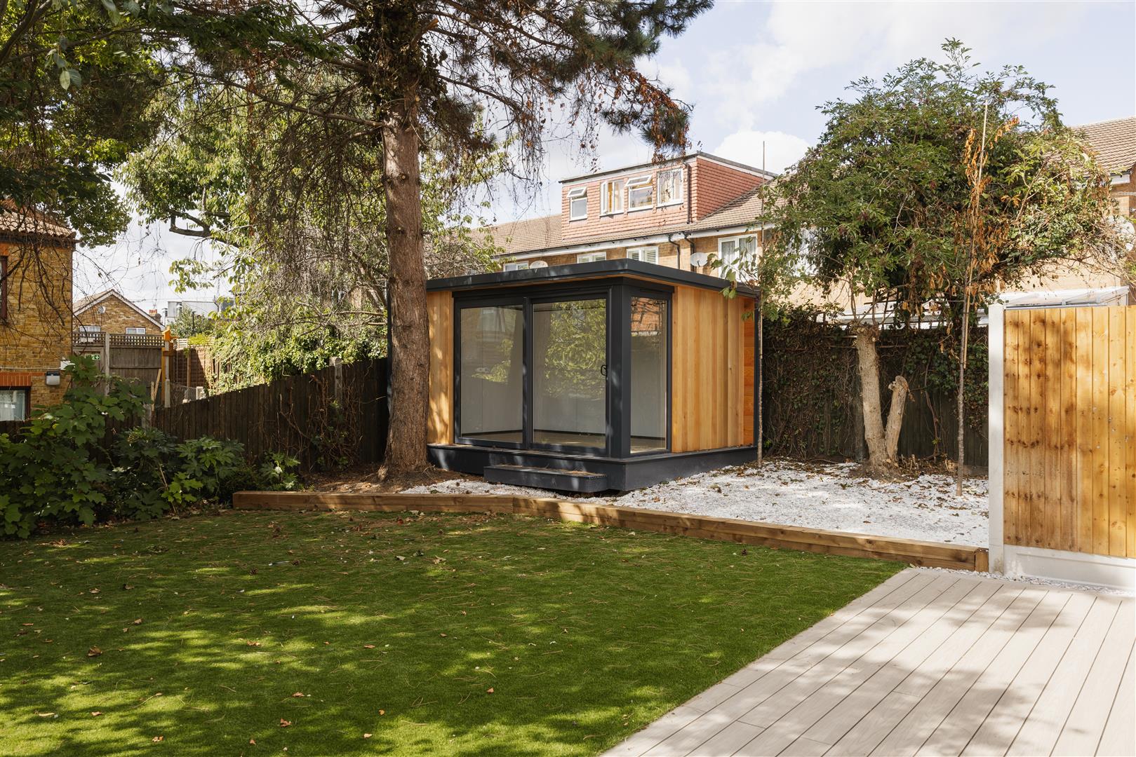 Fraser Road, Walthamstow, E17 - image 6