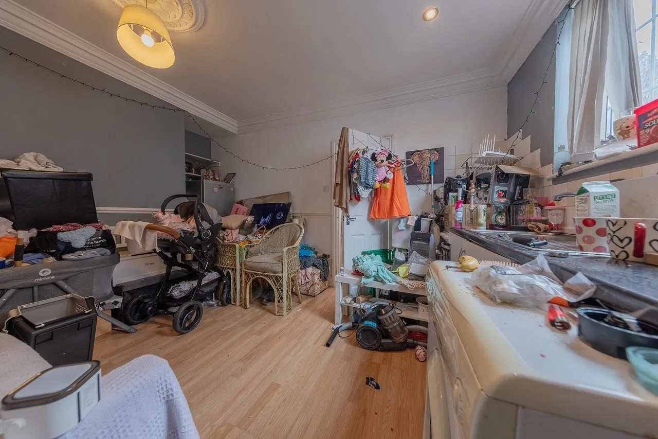 Cowes Road, Grantham, NG31 7DP - image 3
