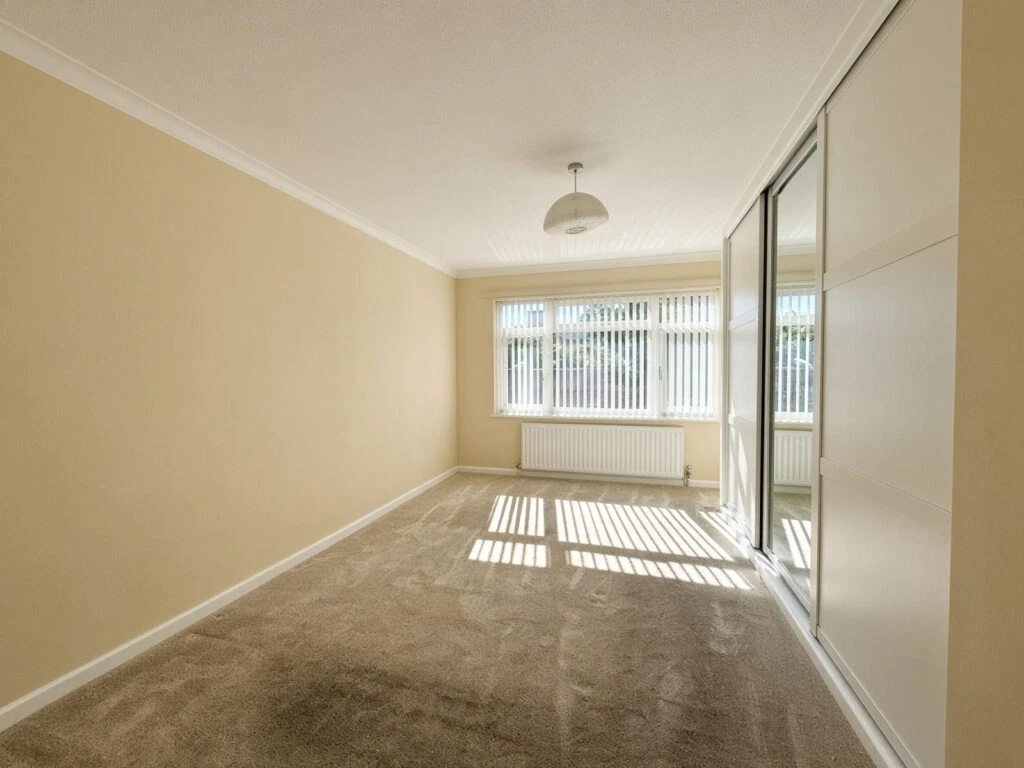 Grosvenor Road, Westbourne - image 6