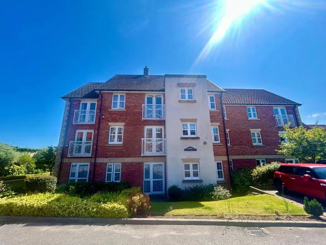 Gordon Road, Bridlington, East Riding of Yorkshire, YO16 4PQ - image 1