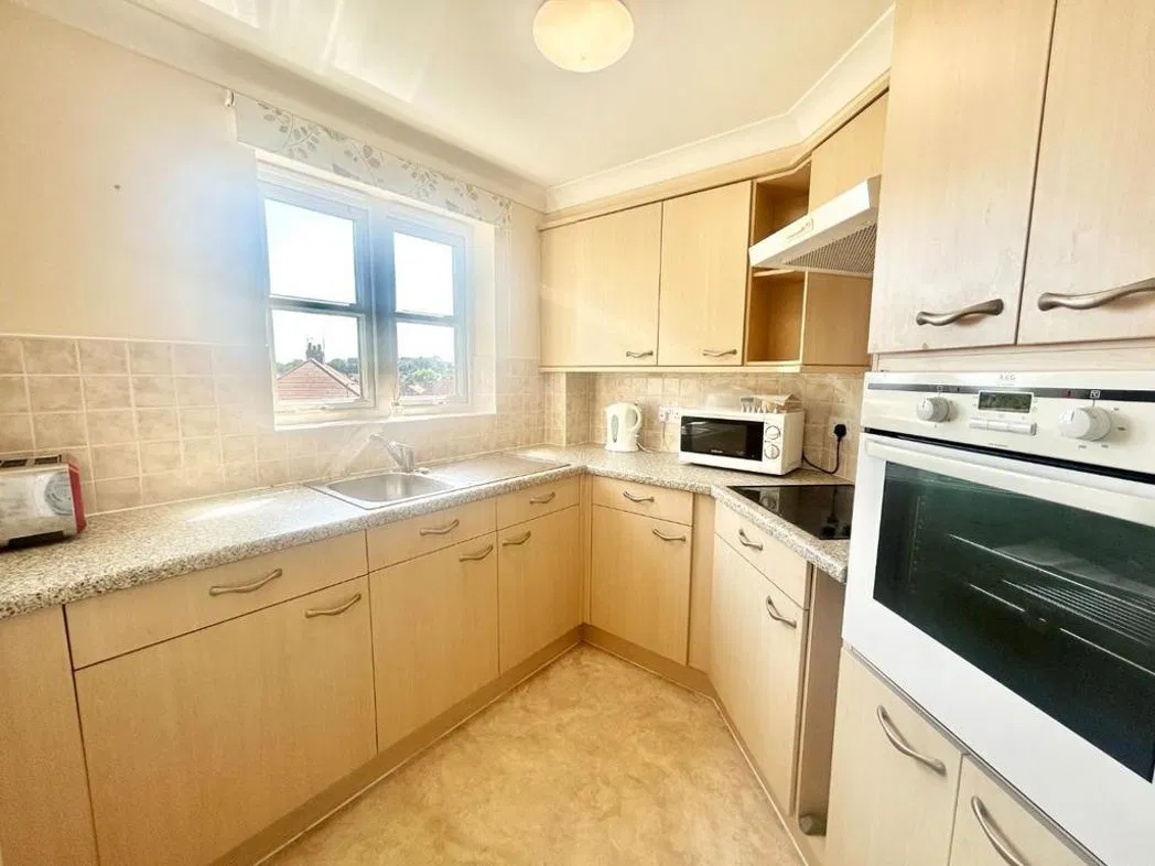 Gordon Road, Bridlington, East Riding of Yorkshire, YO16 4PQ - image 4
